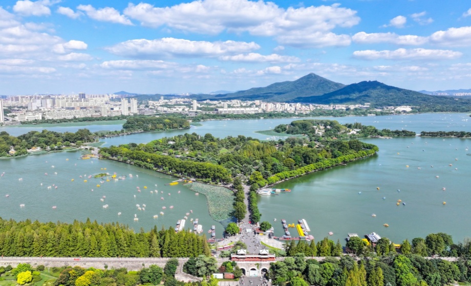 玄武湖公園-史俊_副本.jpg